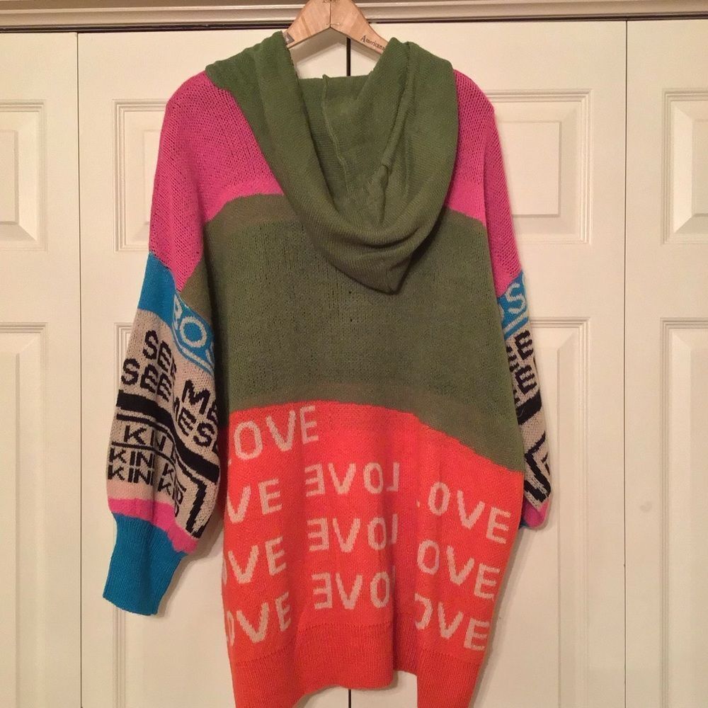 Queen Colorful Hooded Sweater Dress - Picture 5 of 6